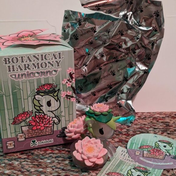 tokidoki Other - Tokidoki Botanical Harmony Unicorno "Devotion"
